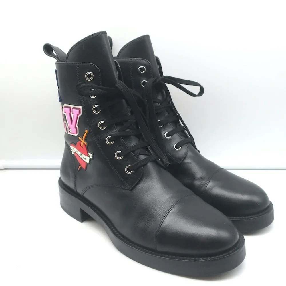 LOUIS VUITTON RANGER BOOTS WITH PATCHES BLACK LEATHER SIZE 40 FLAT COMBAT BOOTS - Picture 3 of 12